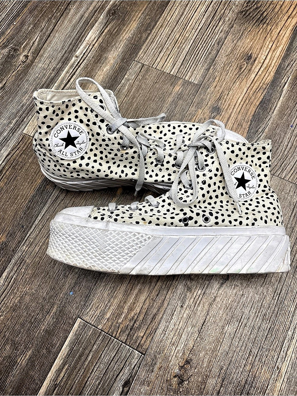 Converse Chuck Taylor All Star Lift Platform Animal Print Platform Sneakers 10.5